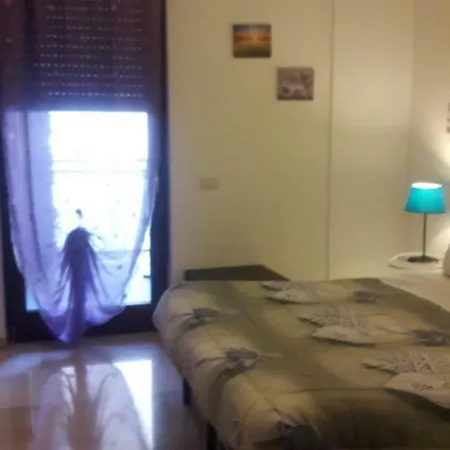 Domus Unica Sede 3* Taranto